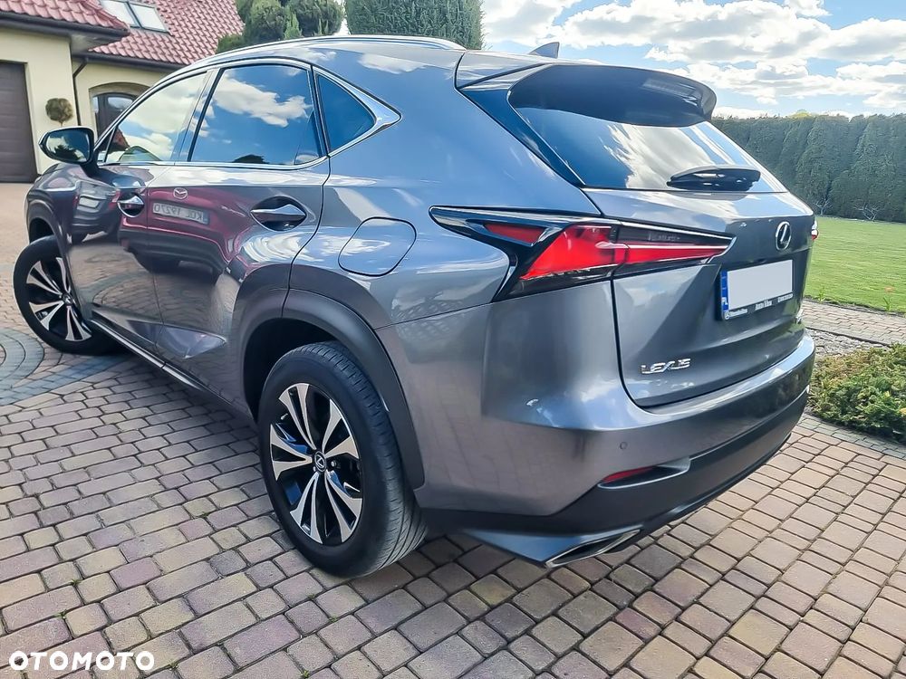 Lexus NX 300 F Impression AWD - 1