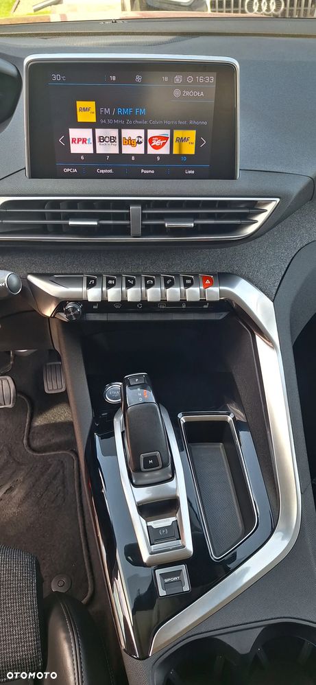 Peugeot 3008 - 18