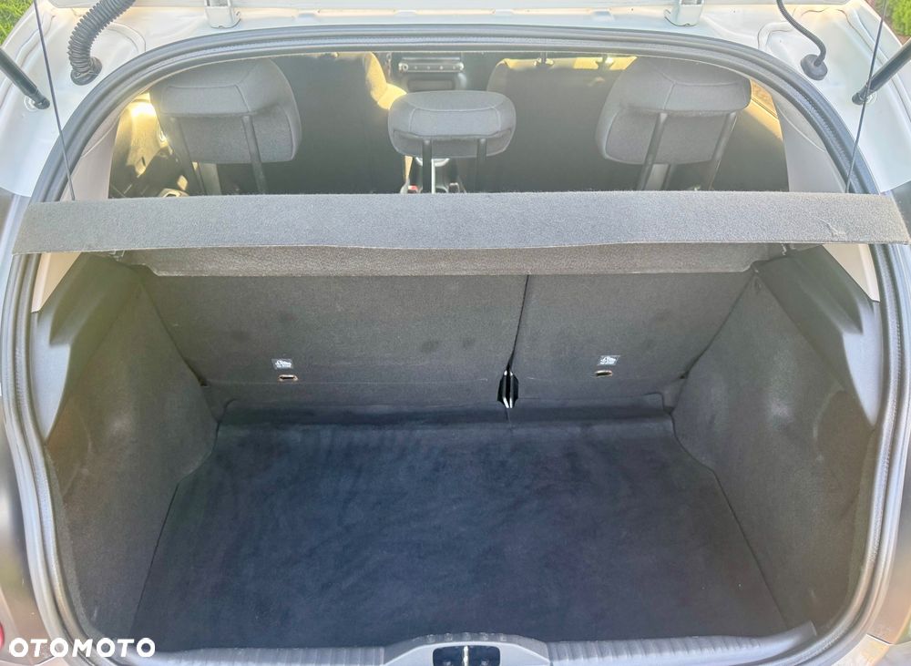 Citroën C3 1.2 PureTech Shine EAT6 - 10