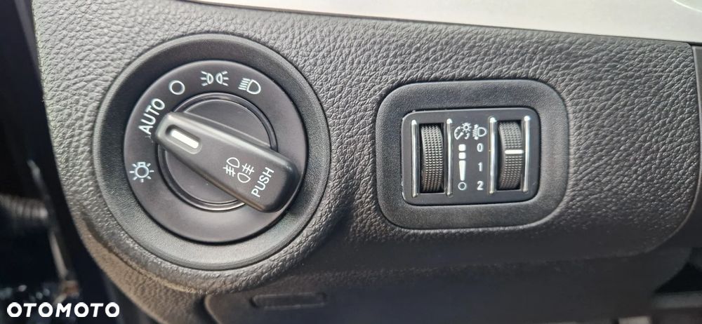 Fiat Freemont 2.0 Multijet Lounge AWD - 17