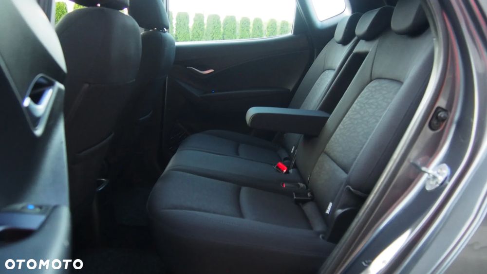 Hyundai ix20 1.4 blue Comfort - 19