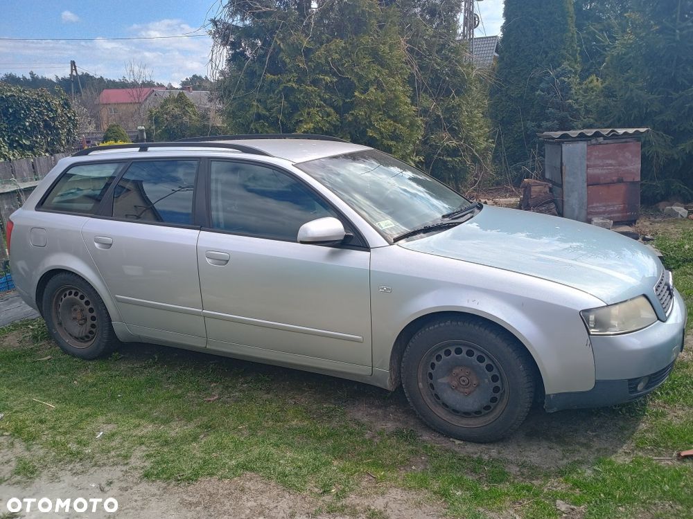 Audi A4 Avant - 1