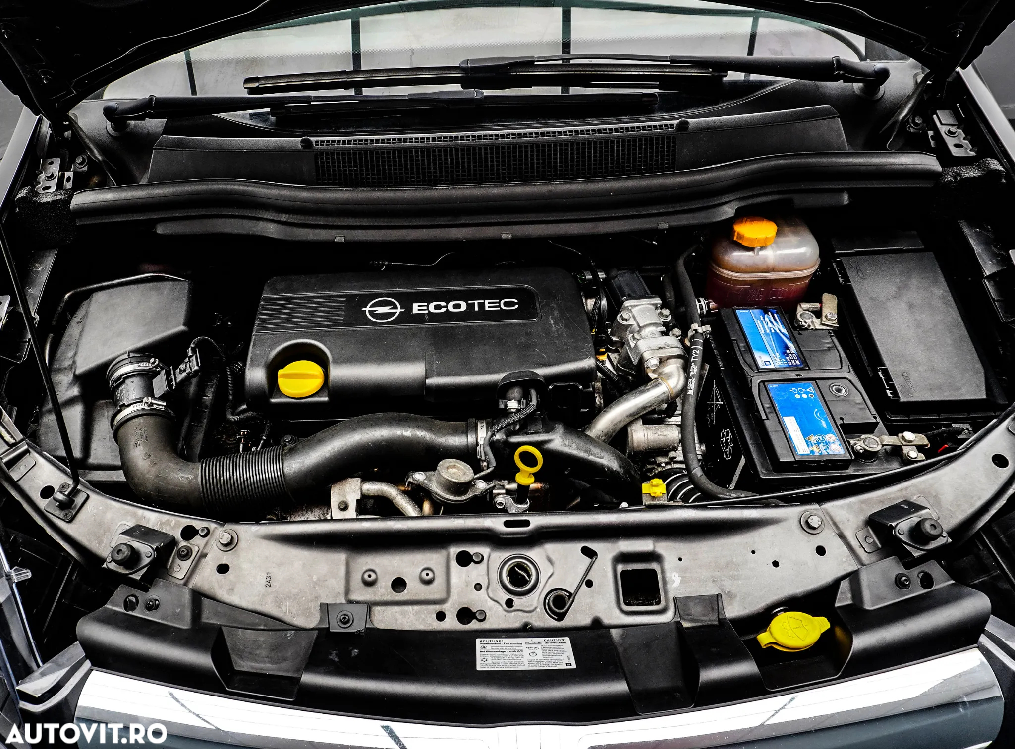 Opel Zafira 1.7 CDTI Essentia - 28