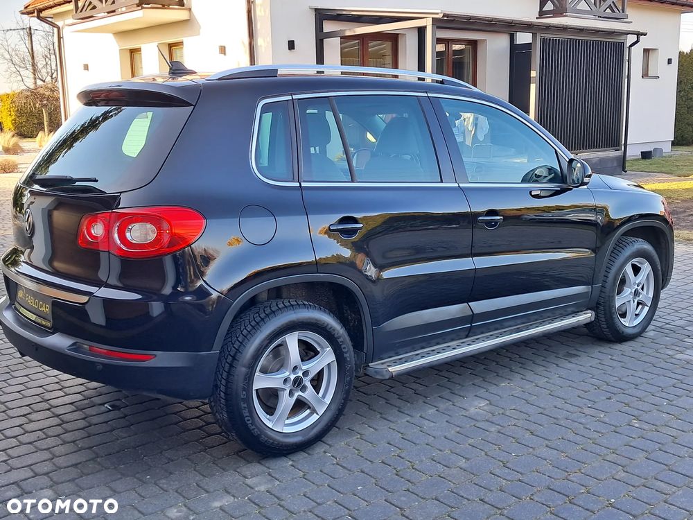 Volkswagen Tiguan - 5