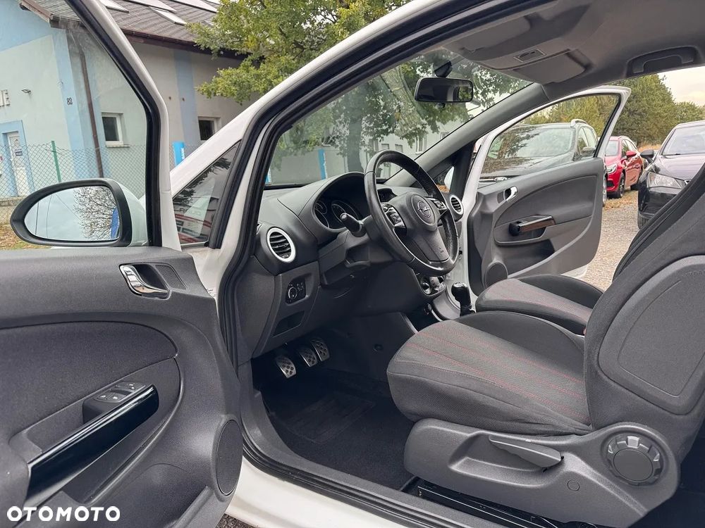 Opel Corsa - 18