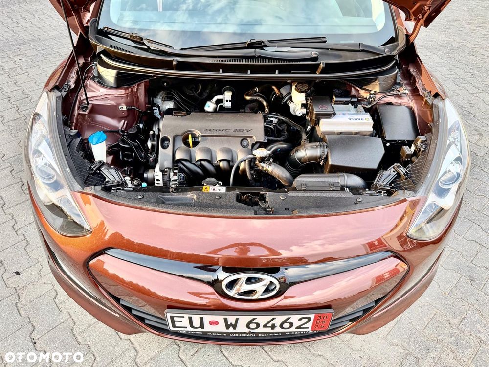 Hyundai i30 - 23