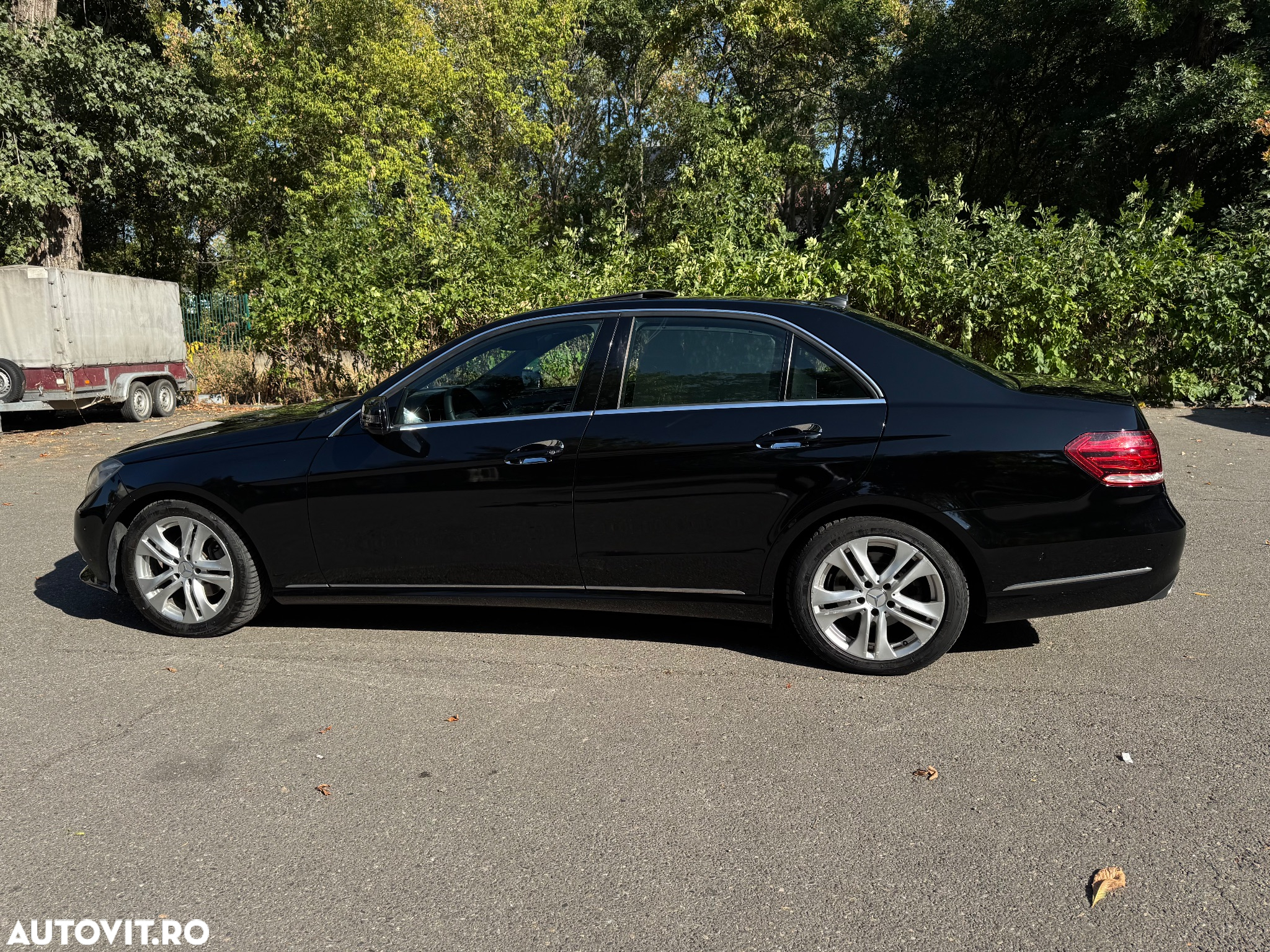 Mercedes-Benz E 220 Blue TEC BlueEFFICIENCY Edition - 5
