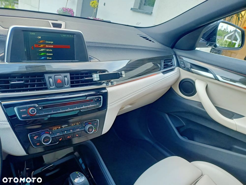 BMW X2 sDrive20i - 14