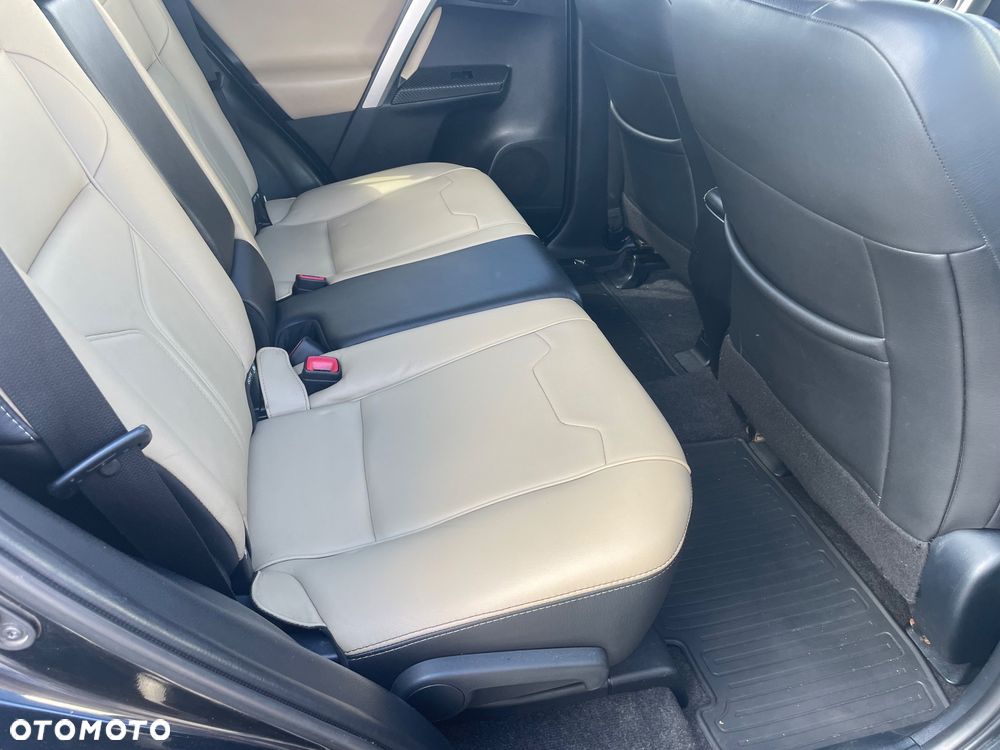 Toyota RAV4 2.0 D-4D Prestige - 7