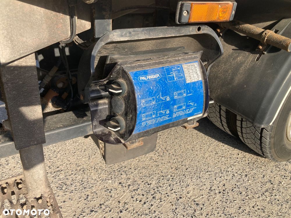 Mitsubishi FUSO CANTER - 25