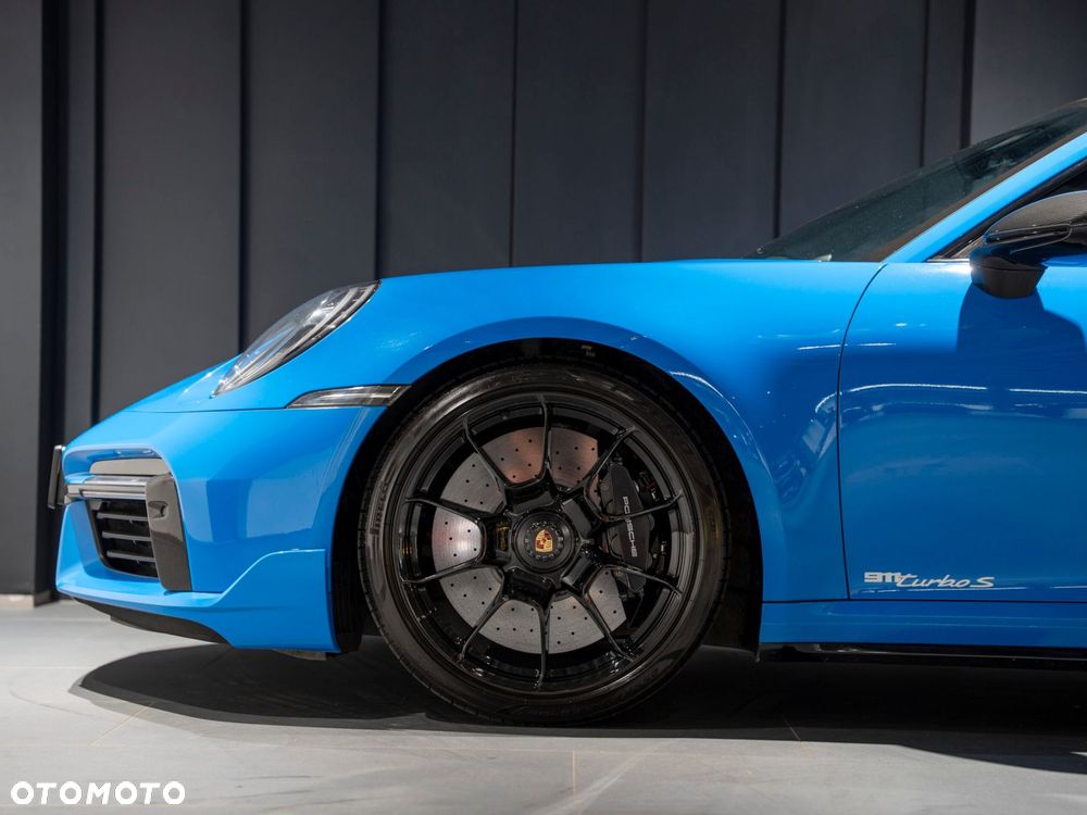 Porsche 911 Turbo S - 8