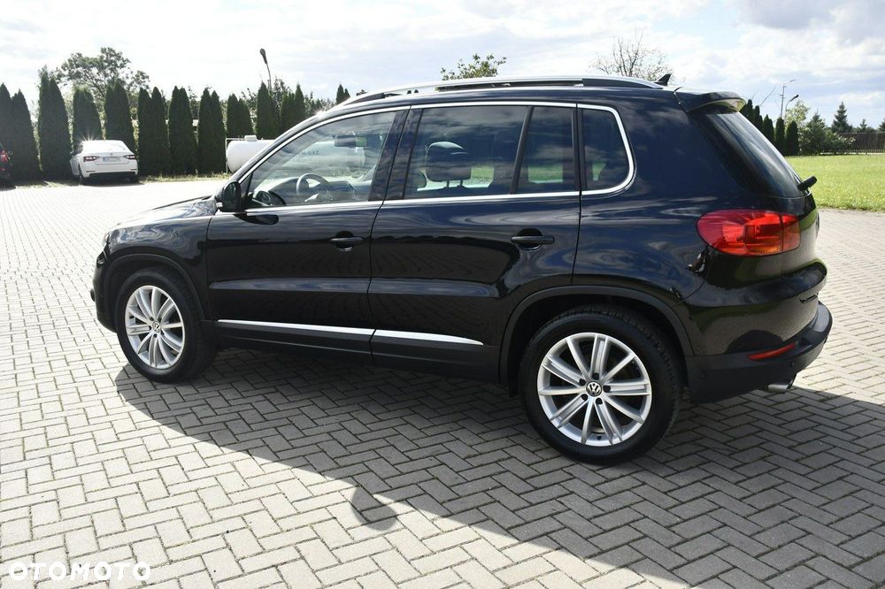 Volkswagen Tiguan - 12