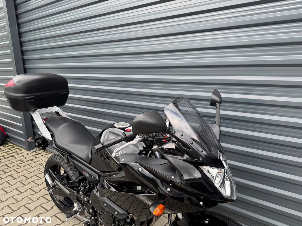 Yamaha XJ - 9