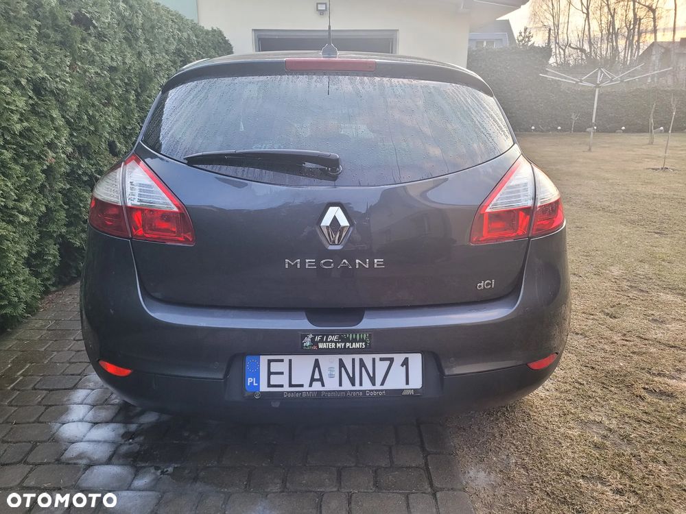 Renault Megane dCi 90 FAP Paris - 9