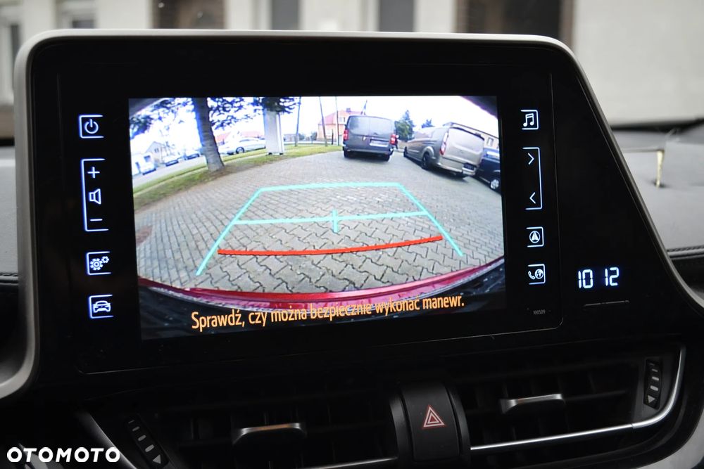 Toyota C-HR Style Selection - 16