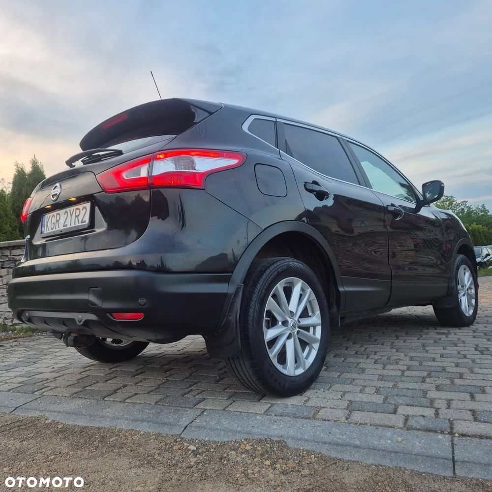Nissan Qashqai 1.6 dCi 4 x 4 DPF Start/Stop I-Way - 32