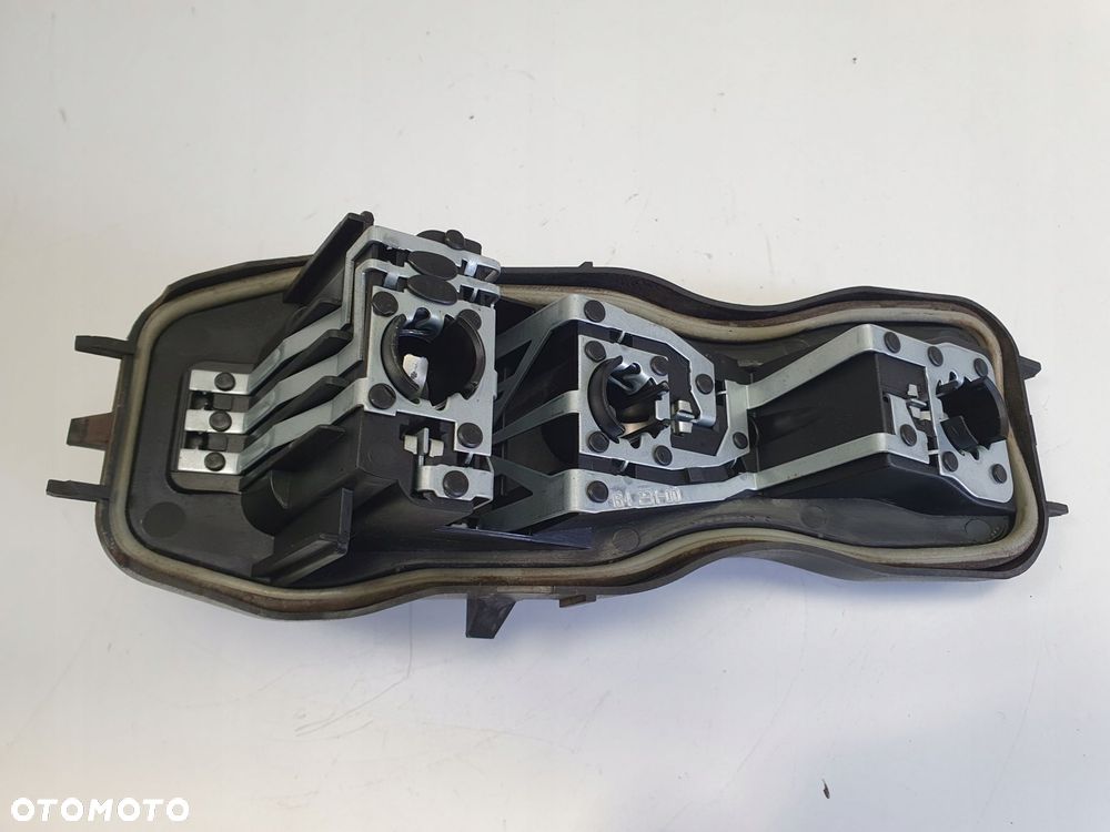 Renault Scenic II lift PRAWY WKŁAD TYLNEJ LAMPY prawy tył pasażera 164231 - 6