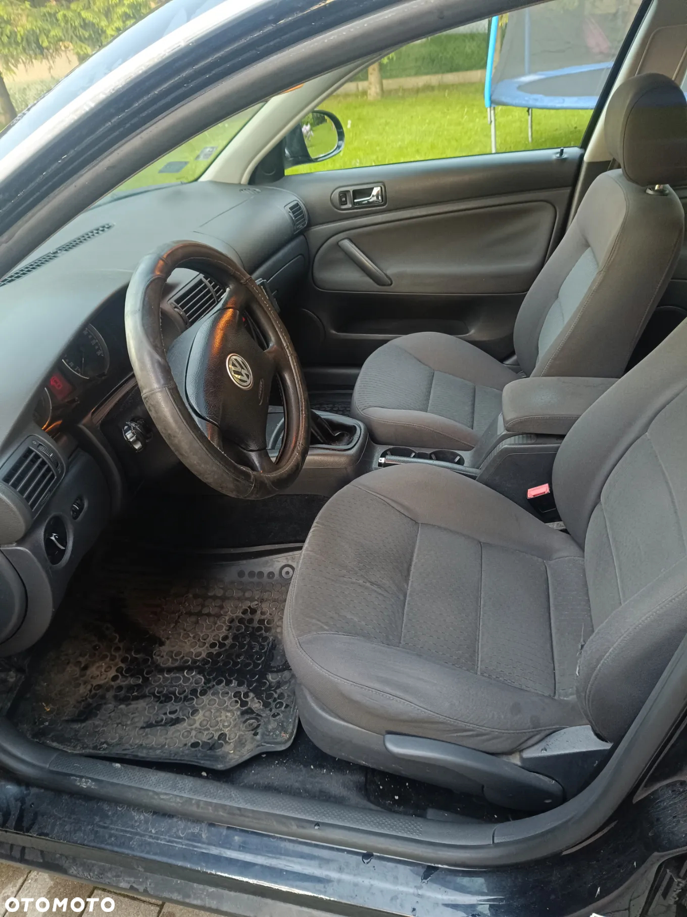 Volkswagen Passat - 13
