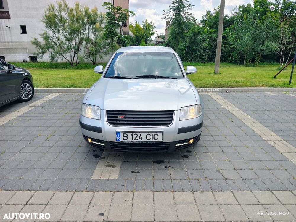 Volkswagen Passat - 2