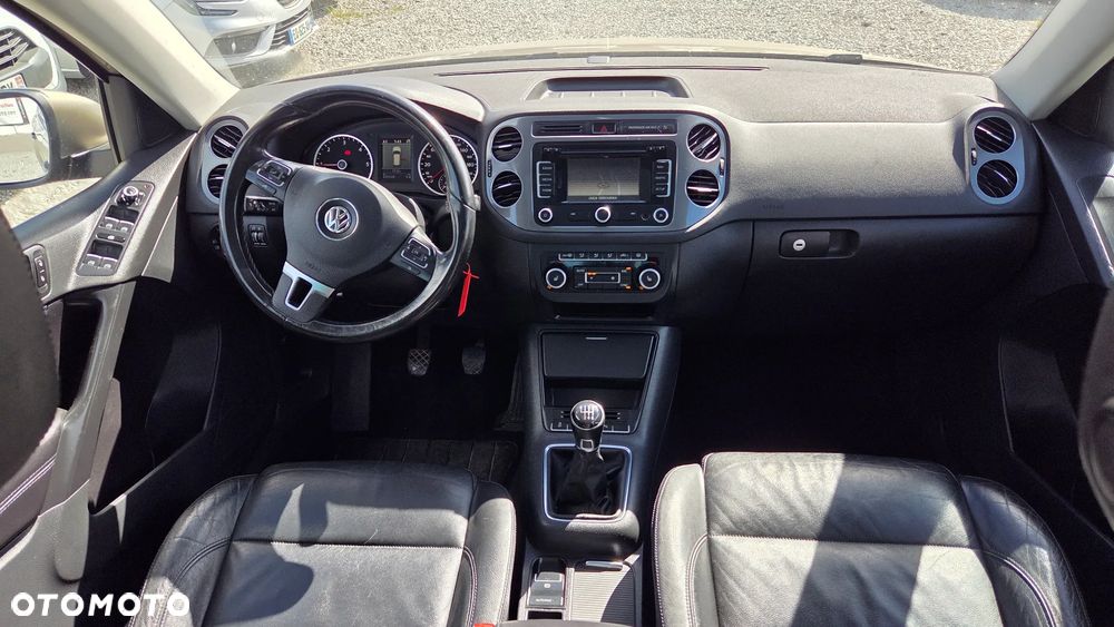 Volkswagen Tiguan 2.0 TDI DPF BlueMotion Technology Exclusive - 15