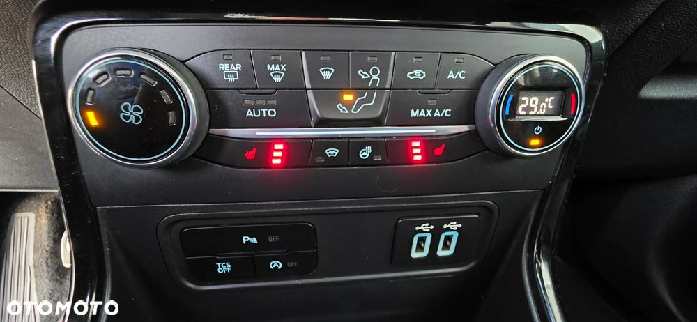 Ford EcoSport 1.0 EcoBoost ST-LINE - 39