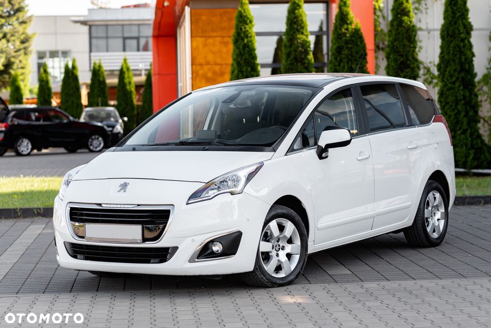 Peugeot 5008 HDI 150 Allure - 2