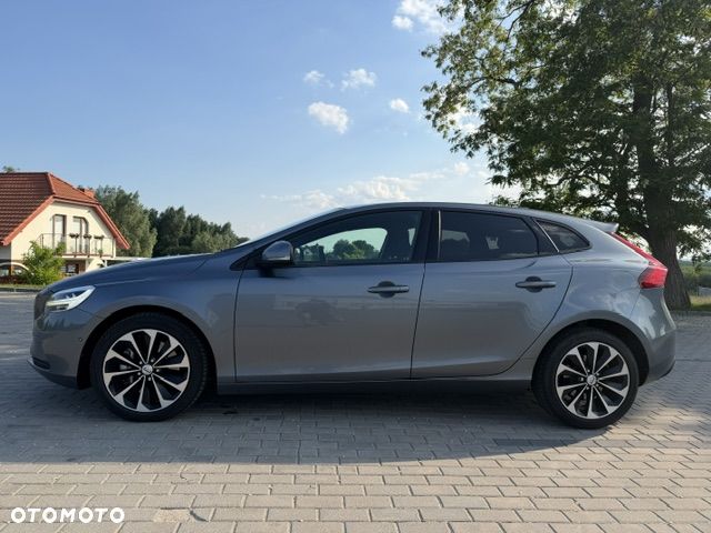 Volvo V40 D4 Drive-E Momentum - 6