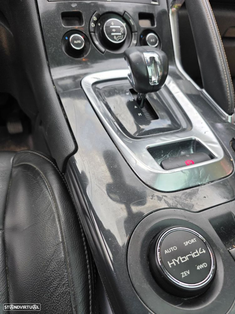 Peugeot 3008 2.0 HDi Hybrid4 99g J18 - 16