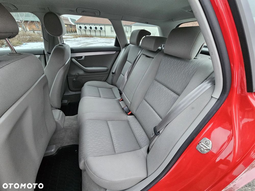 Audi A4 Avant 2.0 TDI - 21