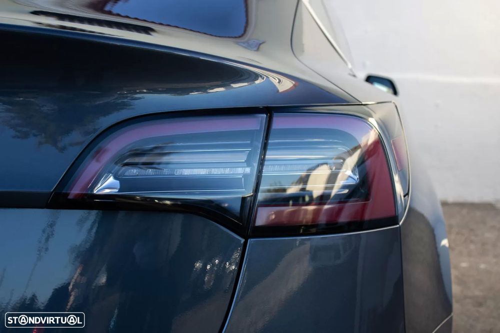 Tesla Model 3 Standard Range Plus RWD - 11