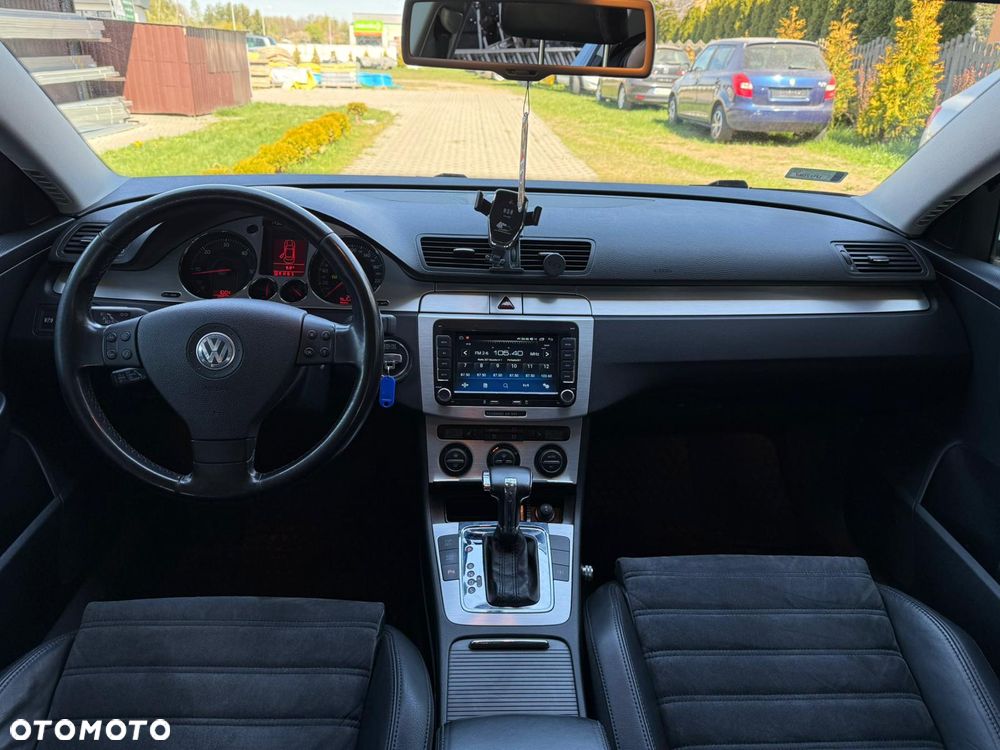 Volkswagen Passat 2.0 TDI DPF Highline DSG - 14