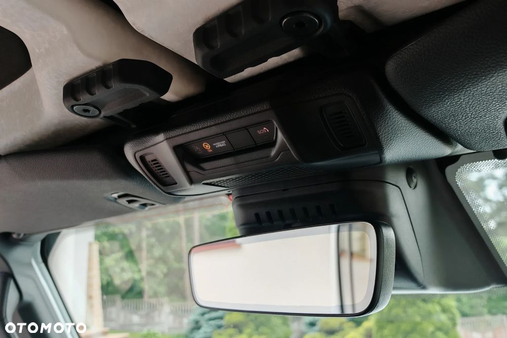 Jeep Wrangler Unlimited GME 2.0 Turbo Sahara - 25