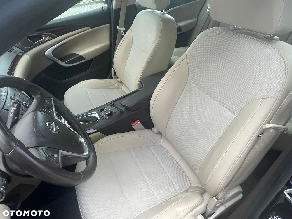 Opel Insignia 2.0 T Cosmo - 9