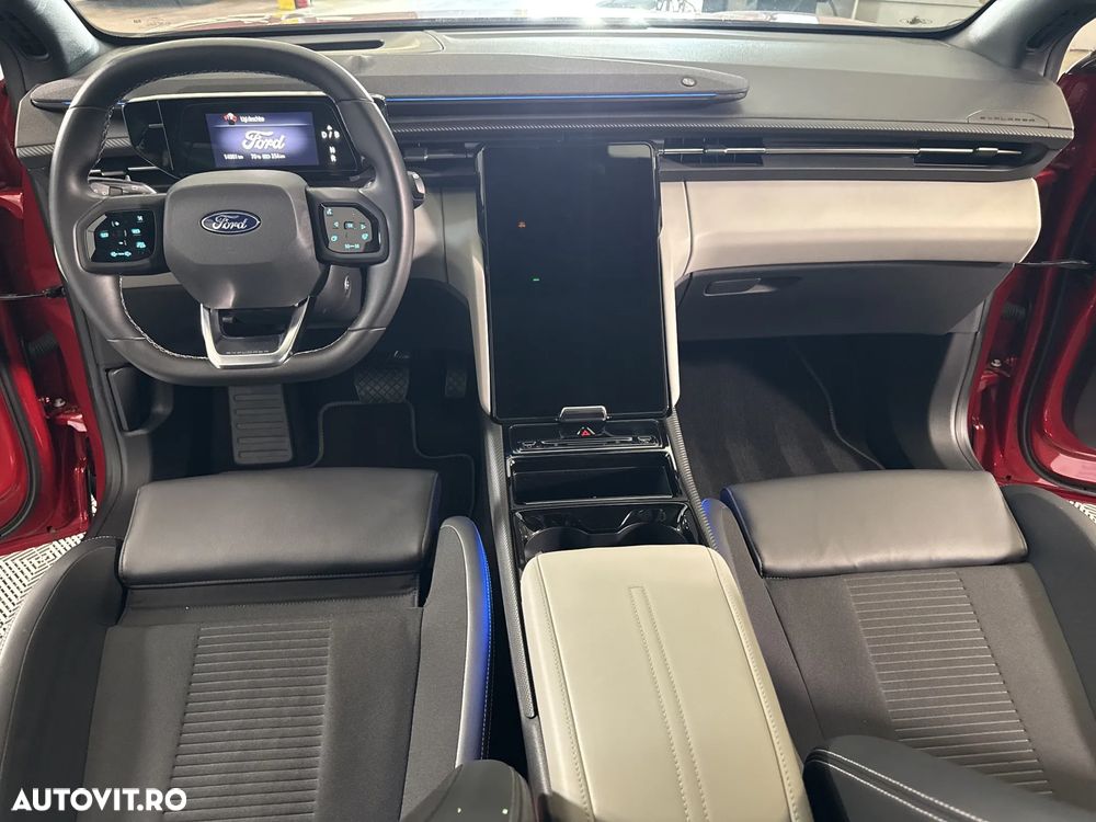 Ford Explorer - 10