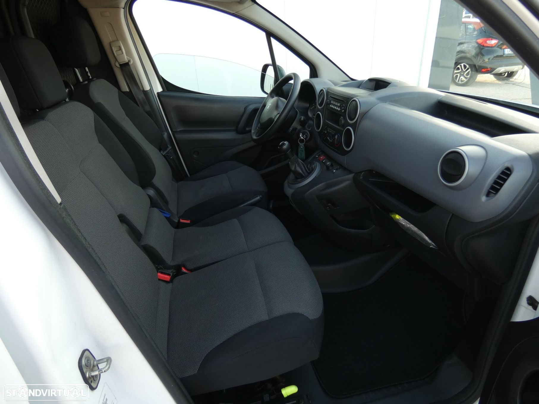 Peugeot Partner 1.6 BlueHDi L1 Premium 3L - 13