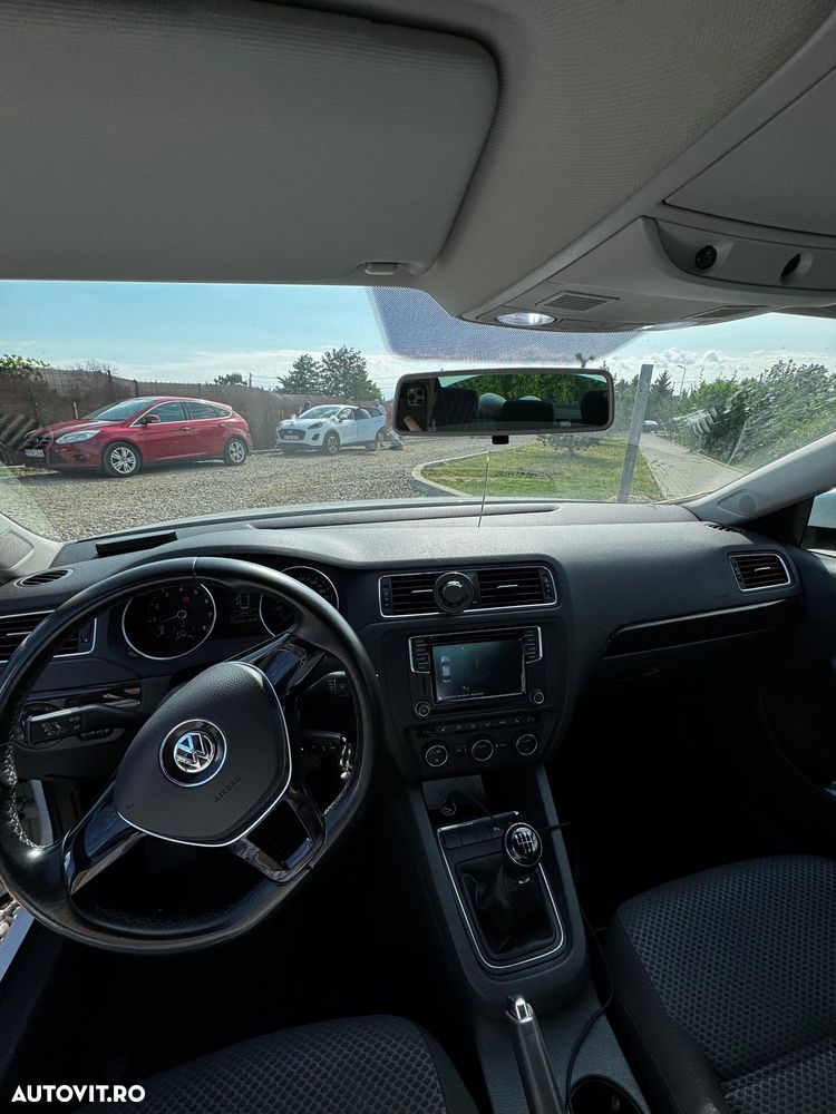 Volkswagen Jetta 1.2 TSI Comfortline - 5