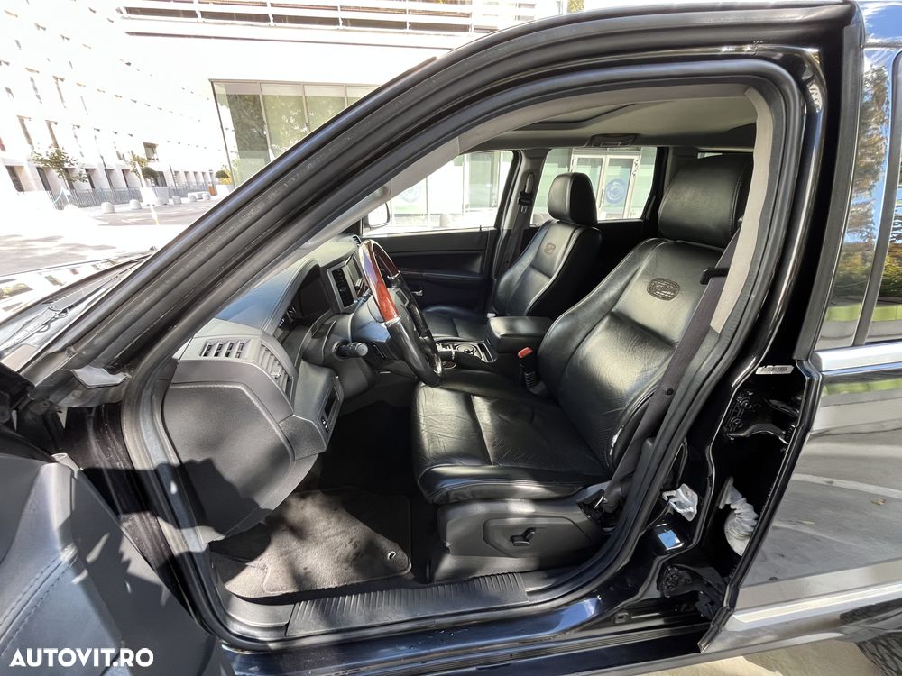 Jeep Grand Cherokee - 11