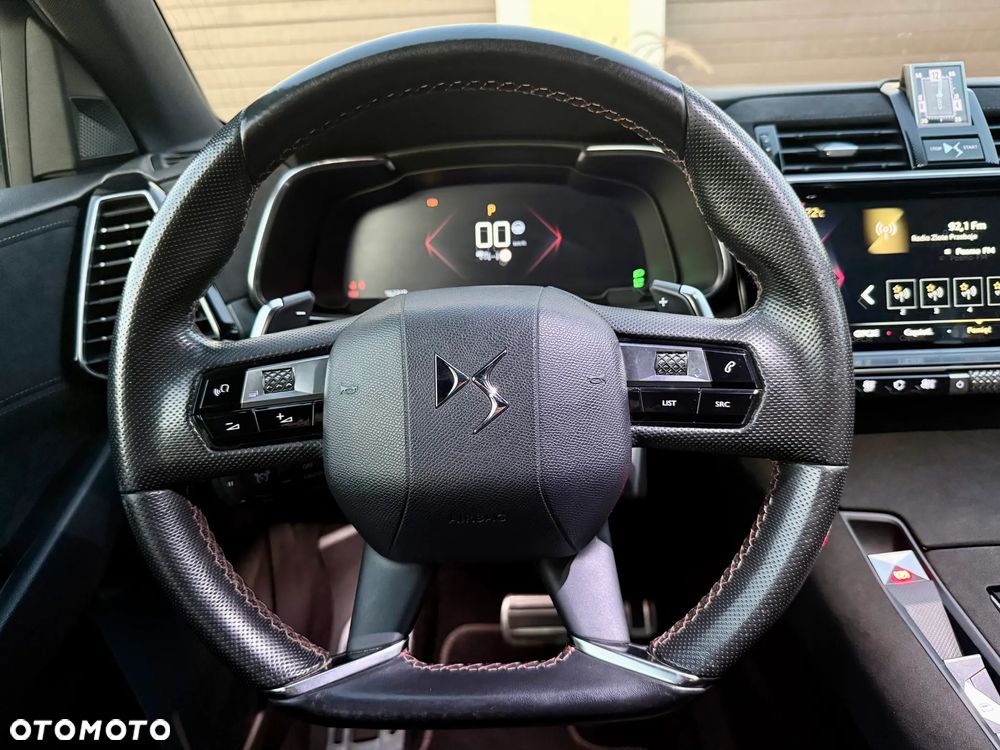 DS Automobiles DS 7 Crossback 2.0 BlueHDi Performance Line + - 29