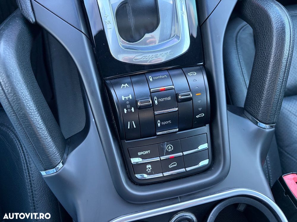Porsche Cayenne 3.0TD TipTronic - 30