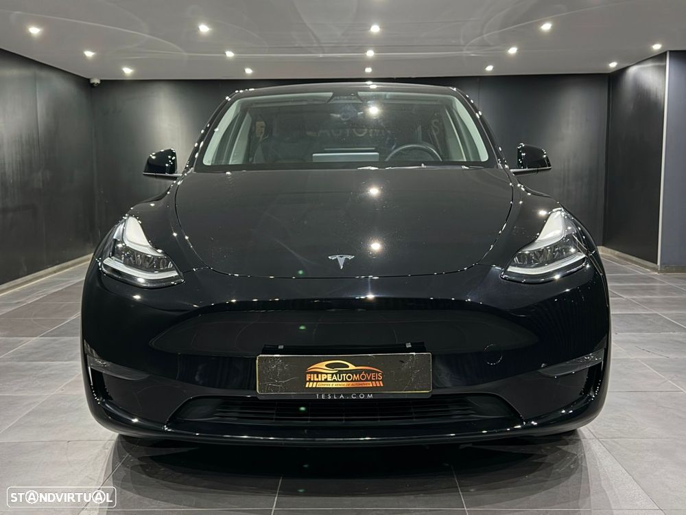Tesla Model Y Performance Dual Motor AWD - 2