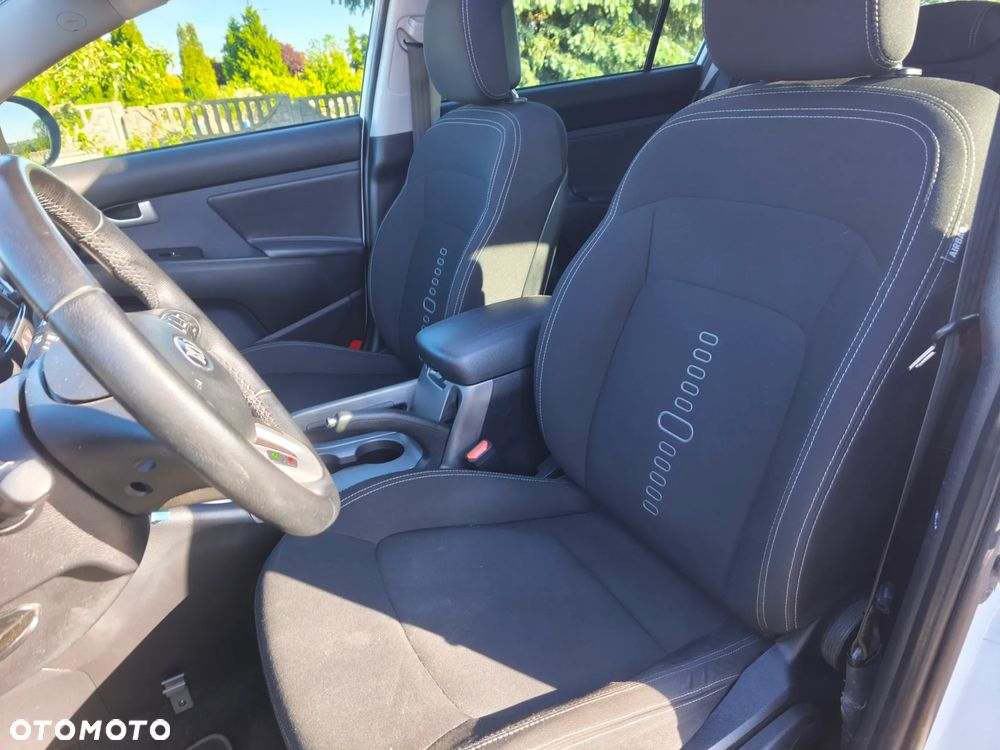Kia Sportage 1.7 CRDI Business Line M 2WD - 11