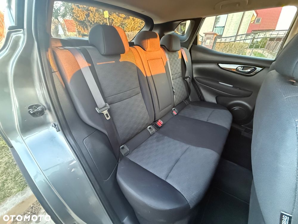 Nissan Qashqai 1.6 dCi DPF Start/Stop tekna - 16