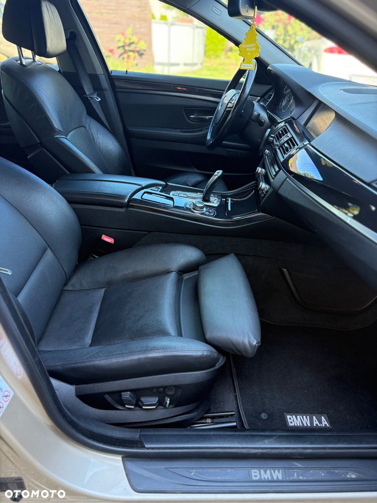 BMW Seria 5 520d - 15