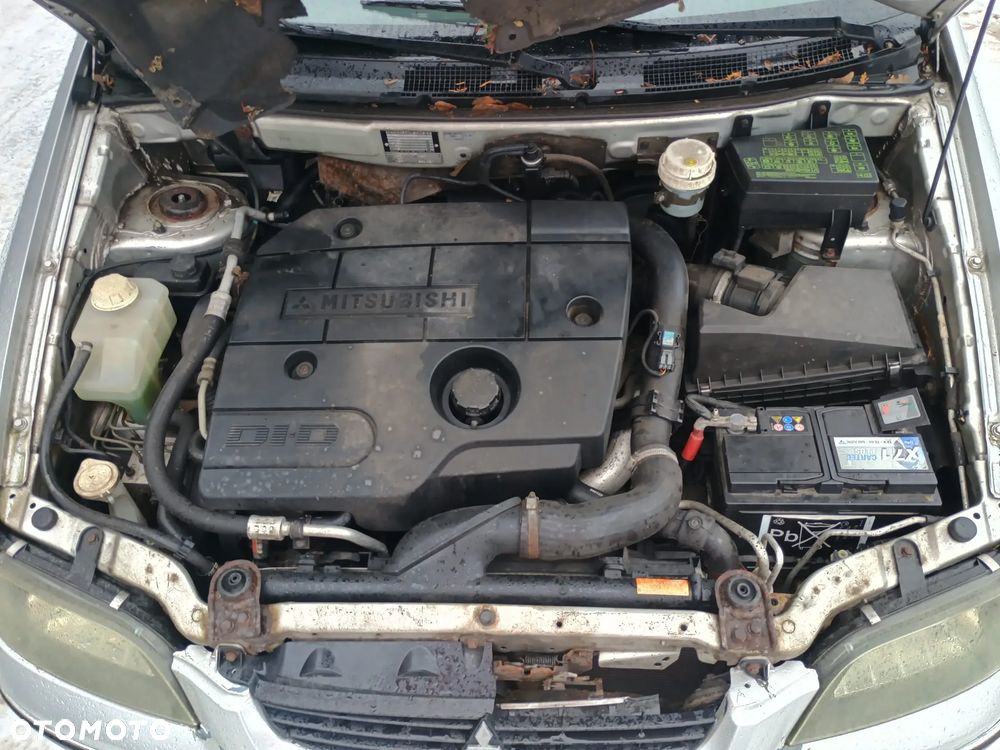 Mitsubishi Space Star - 6