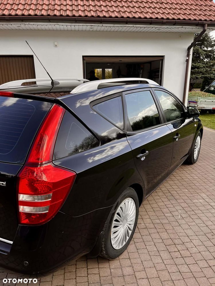 Kia Ceed 1.6 Crdi Comfort - 3