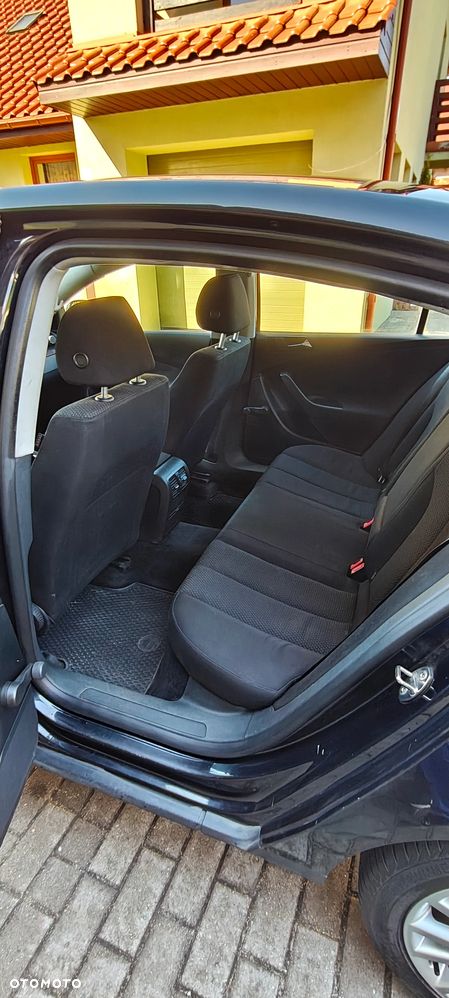 Volkswagen Passat 1.9 TDI Trendline - 12