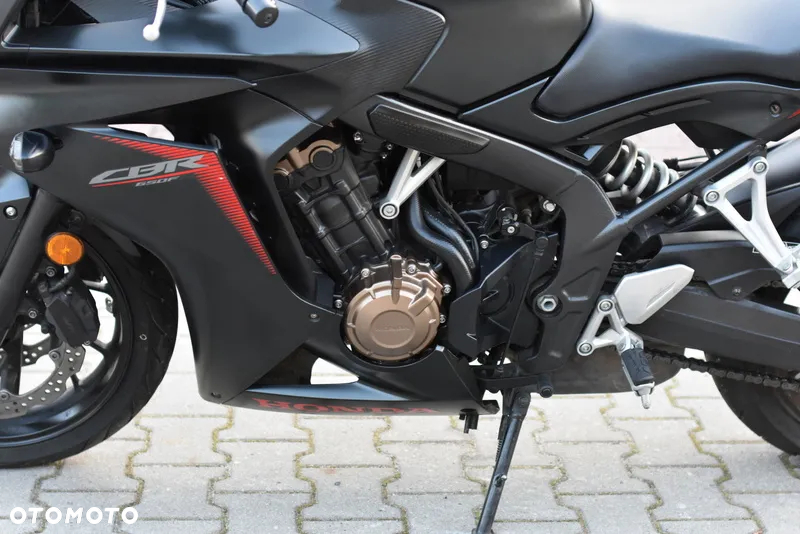 Honda CBR - 28