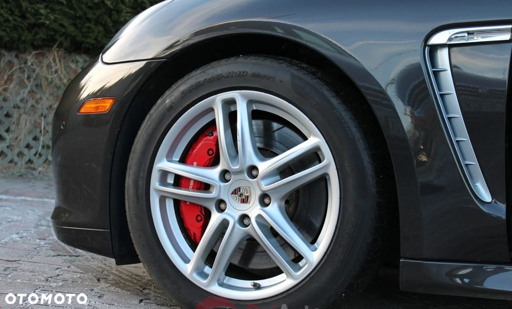 Porsche Panamera Turbo - 7