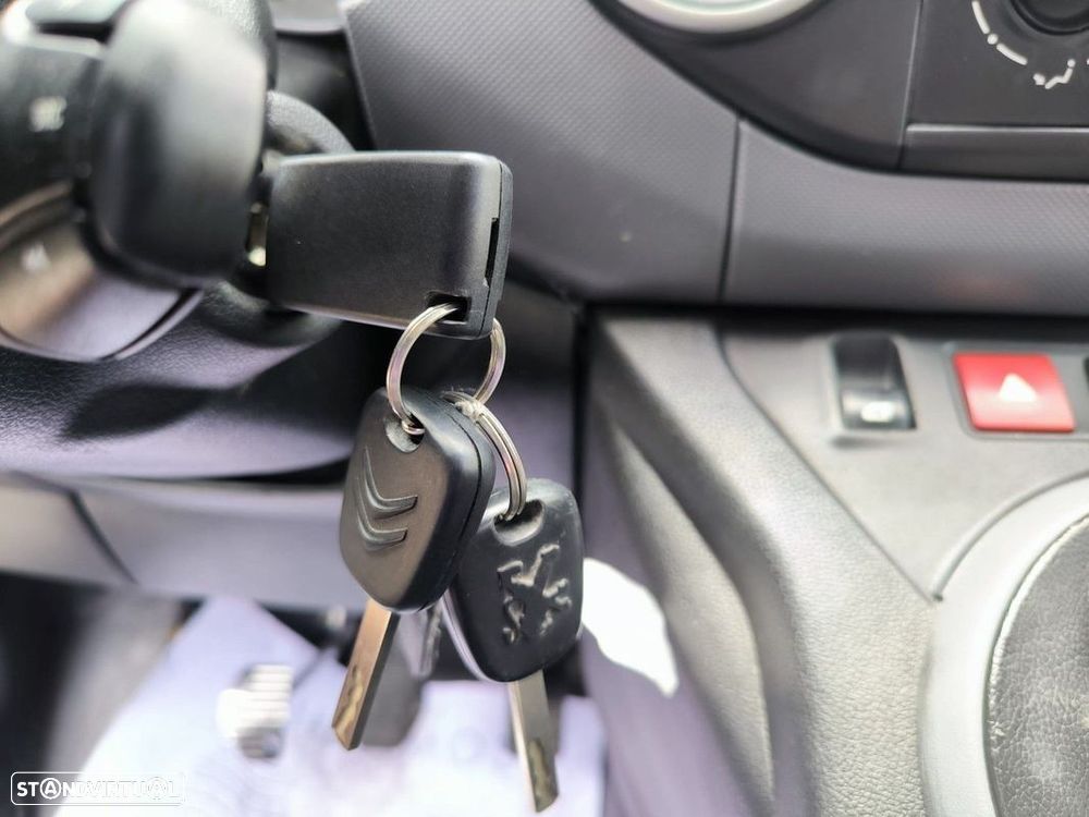 Citroën berlingo 1.6 hdi l2 3l frio + isotermica - 37
