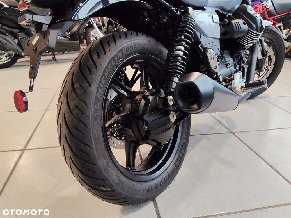 Moto Guzzi V7 - 15